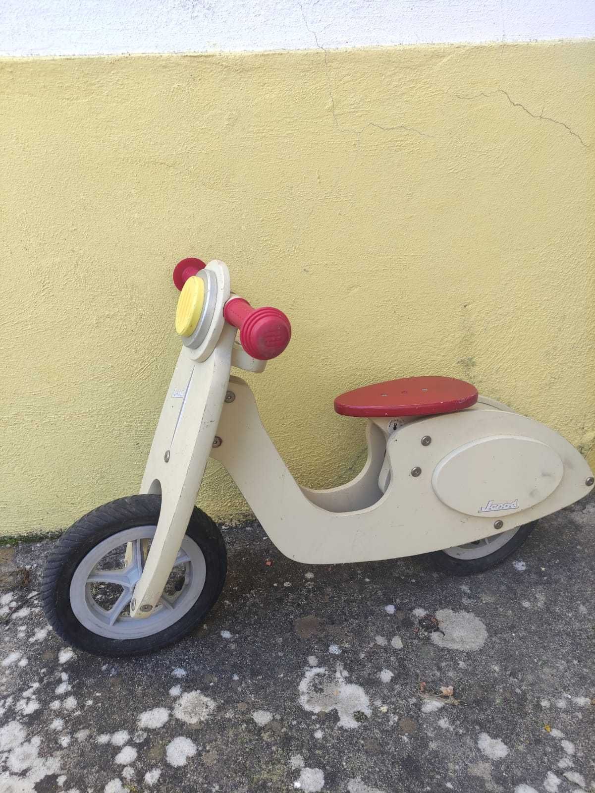 Bicicleta de criança sem pedais