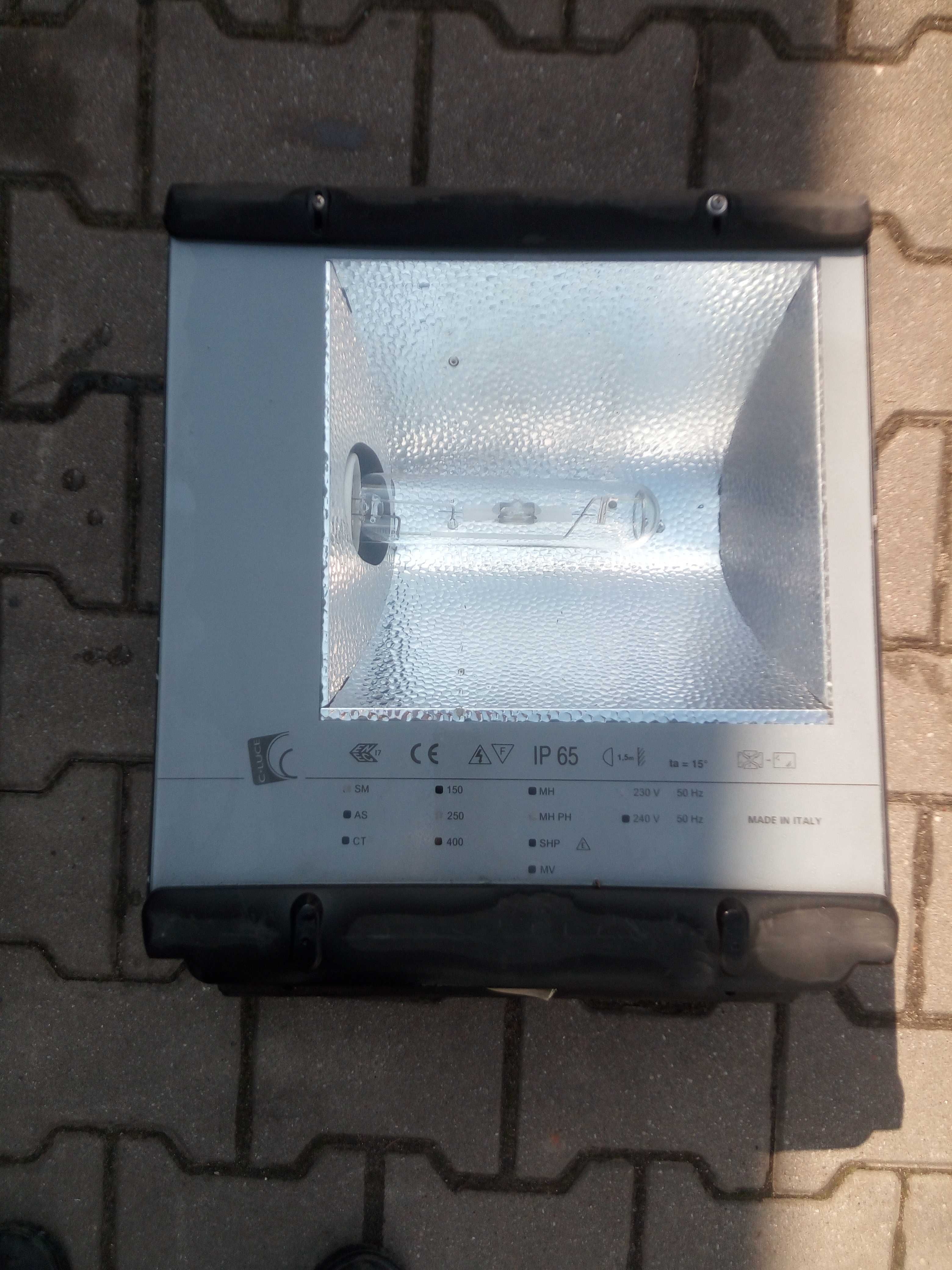 Lampy Halogen IP65 C-luce 250W 230V 50Hz