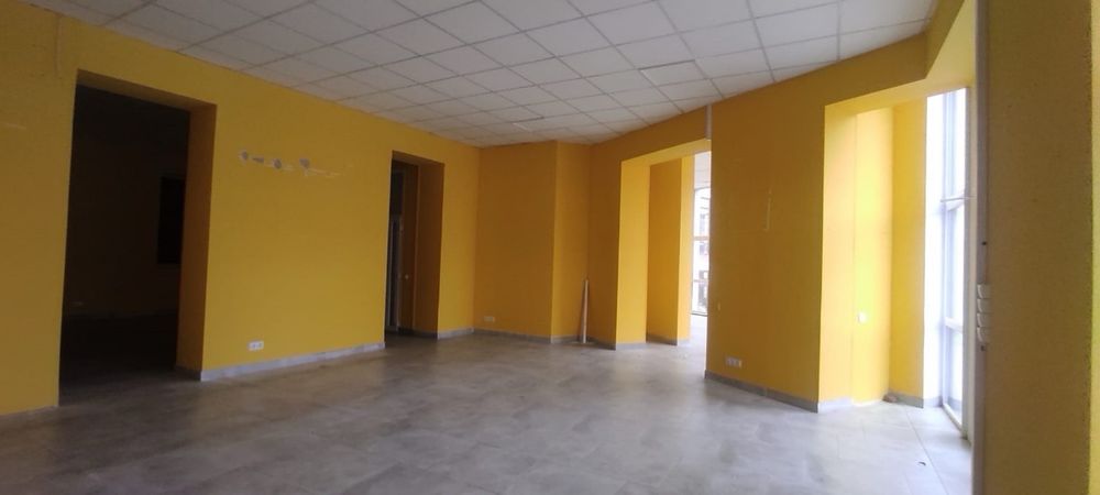 Оренда комерційного приміщення в центрі міста