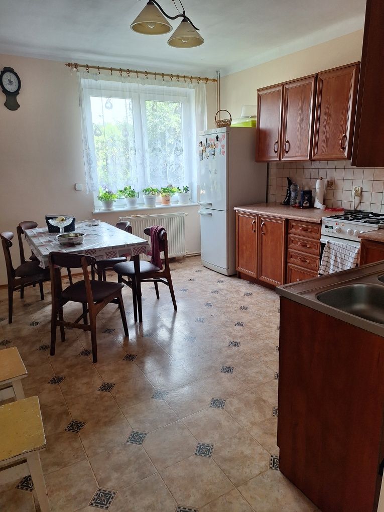 Sprzedam pół domu