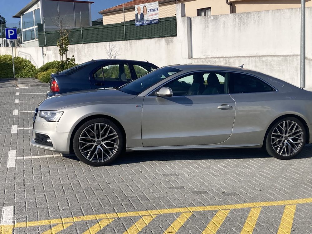 Audi A5 coupe 177cv original