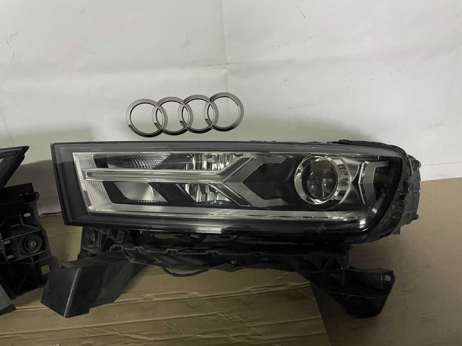 Q7 4M Xenon фари фара фары ксенон В ИДЕАЛЕ!