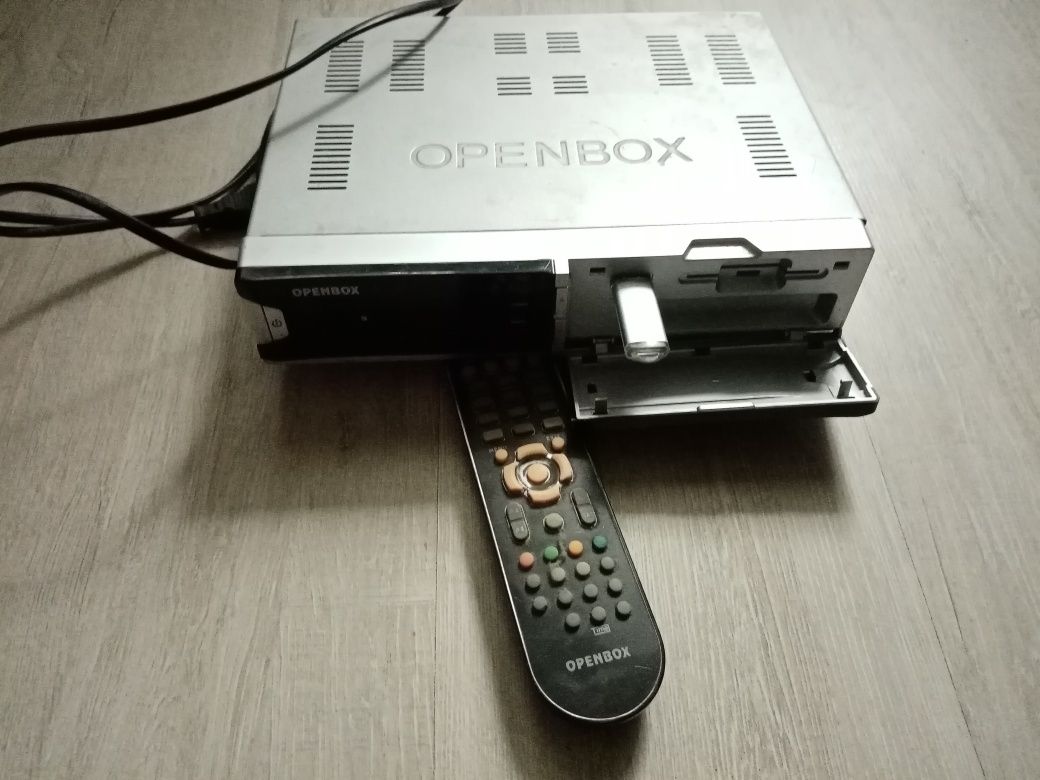 Супутниковий ресивер openbox x 730 pvr USB проигрыватель спутниковый