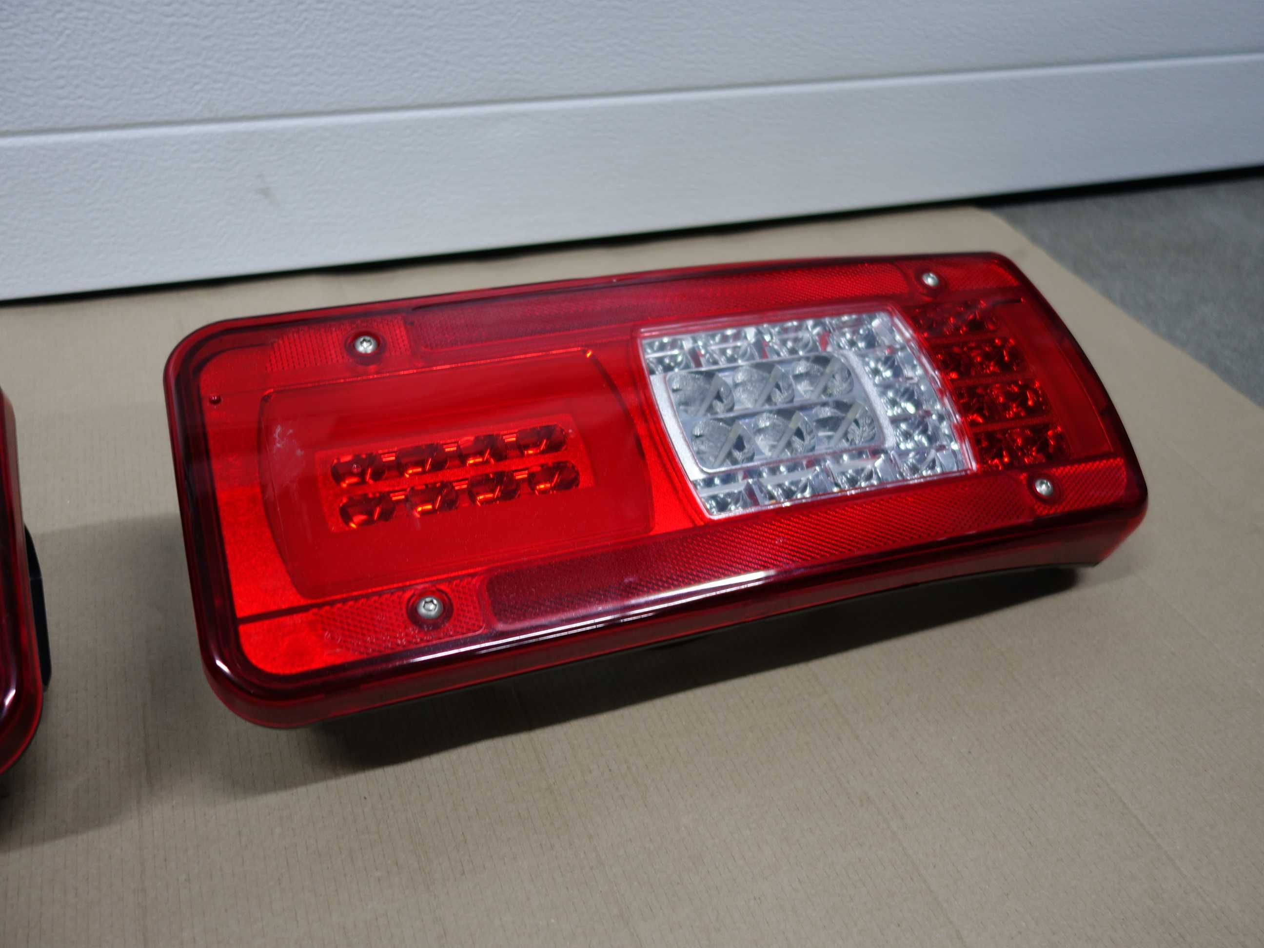 lampa tył mercedes sprinter 907 led  skrzynia rama kontener lewa prawa
