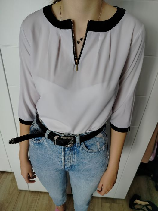 bluzka biała elegancka z suwakiem z dekoltem