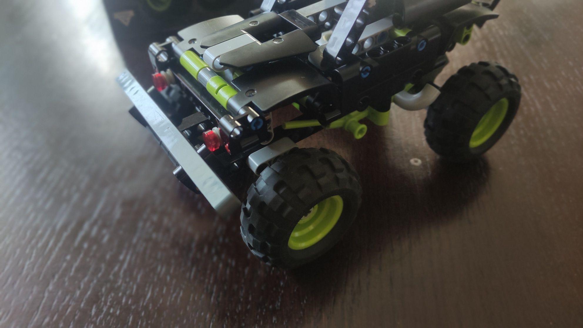Lego Technic - Monster Jam Grave Digger