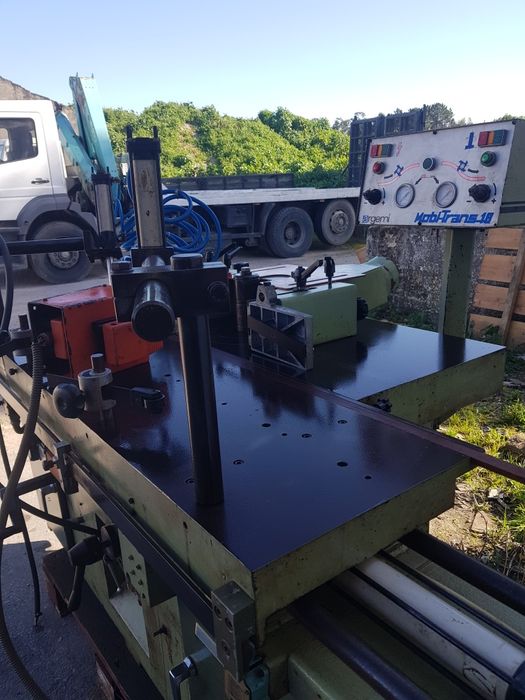 Tupia copiadora com carro de respigar maquinas de carpintaria