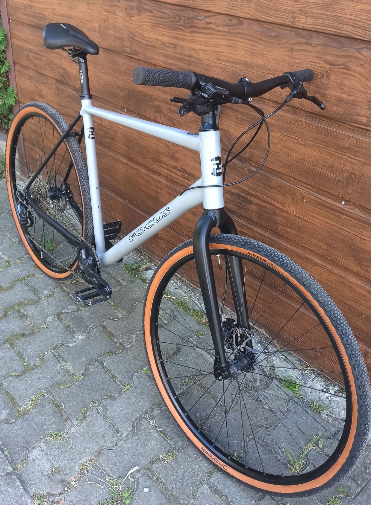 Rower Gravel / Fitness z prostą kierownicą jak nowy DEORE, hydraulika.