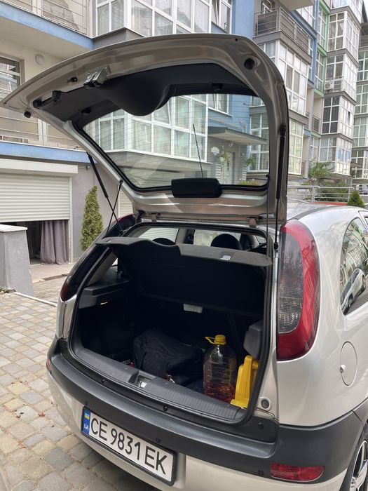 Opel Corsa C 2002 рік