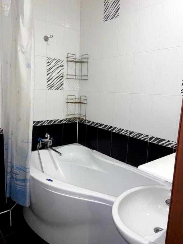 Продам 2-ком квартиру, 4/16 этаж, 65 кв.м, ЖК Уютный (3-030-868 ОФ)