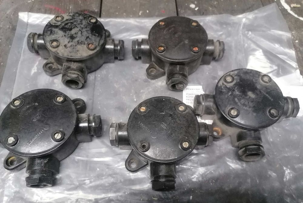 Puszka elektryczna OSPEL PRL retro bakielit bakielitowa stara zabytek