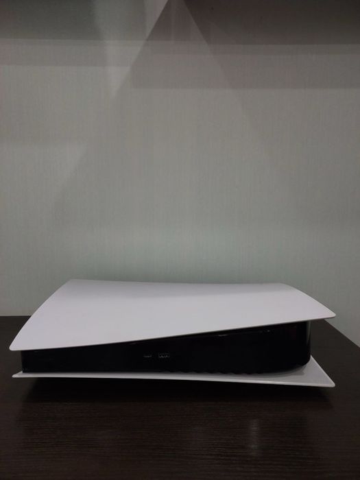 Ігрова консоль Sony PlayStation 5 Digital PS5