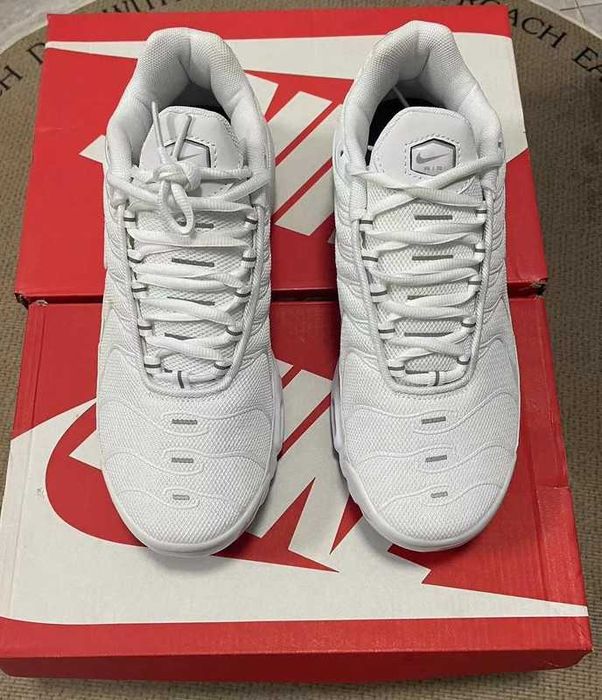 "Buty koszykówki "Nike_Air_Max_Plus_White R.43