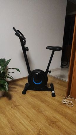 Sprzedam rowerek stacjonarny ZIPRO ONE S polecam!