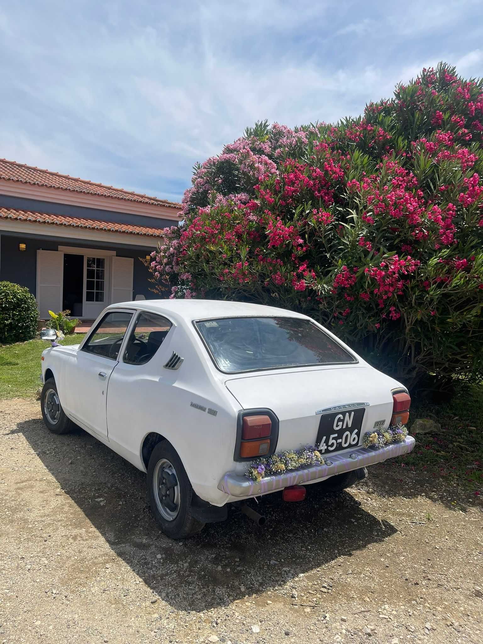 Aluguer Datsun 100 A