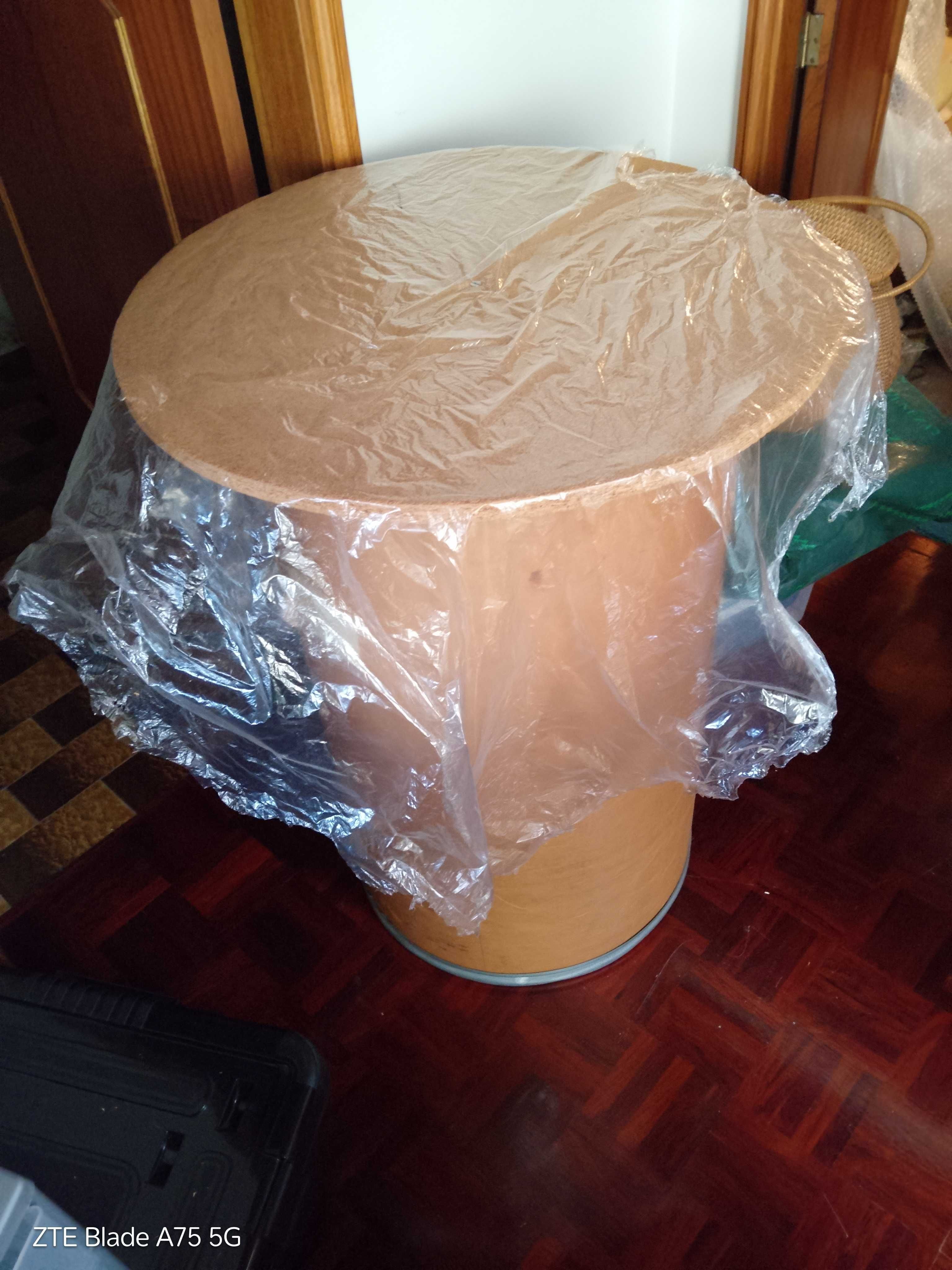 mesa com arrumação