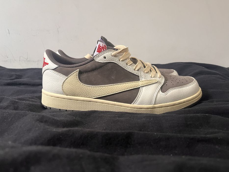 Travis Scott x Air Jordan 1 Low OG “Reverse Mocha”