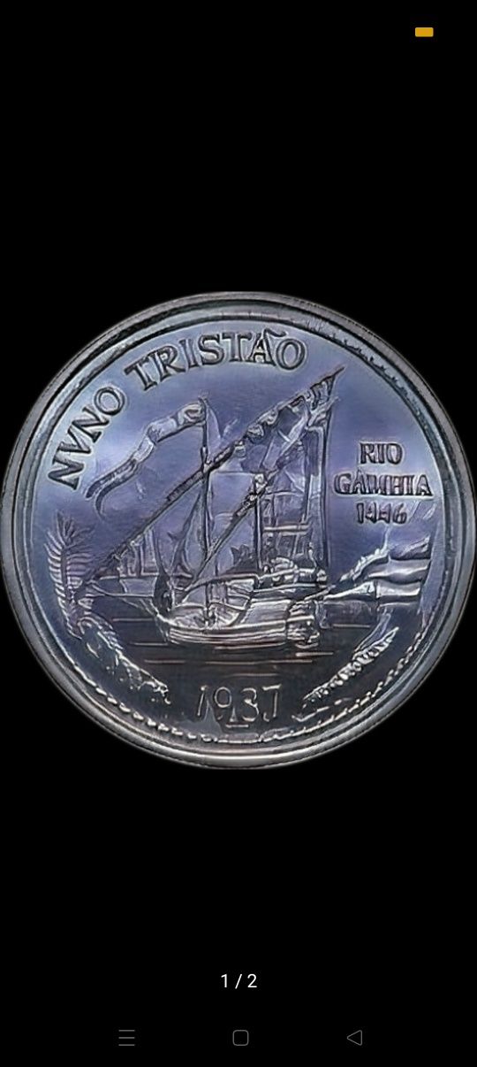 Moedas de 100 escudos. DIOGO CÃO e Nuno Tristão