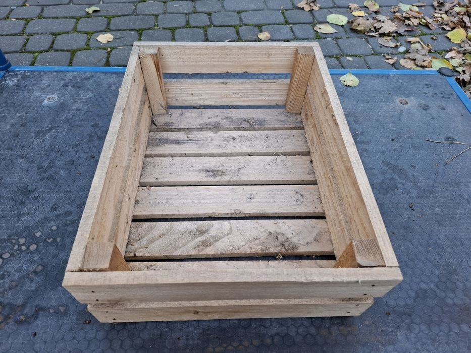 Skrzynka drewniana 40x30 cm warzywa owoce solidna