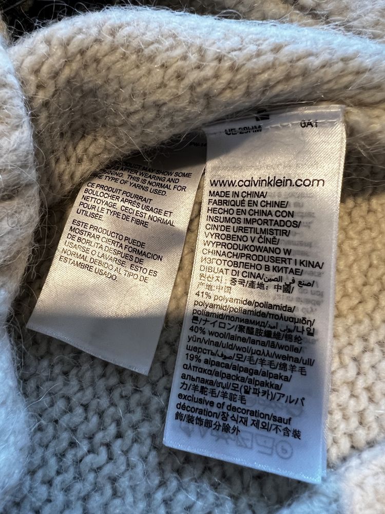 Calvin Klein свитер