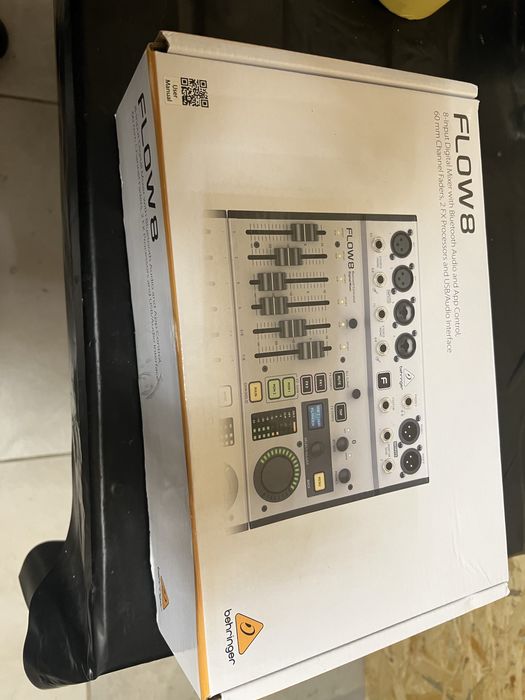 Цифровий мікшер BEHRINGER FLOW 8