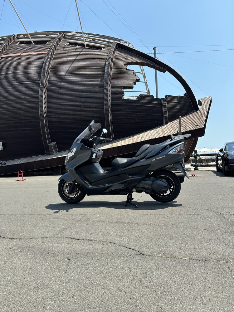 Suzuki Skywave 400