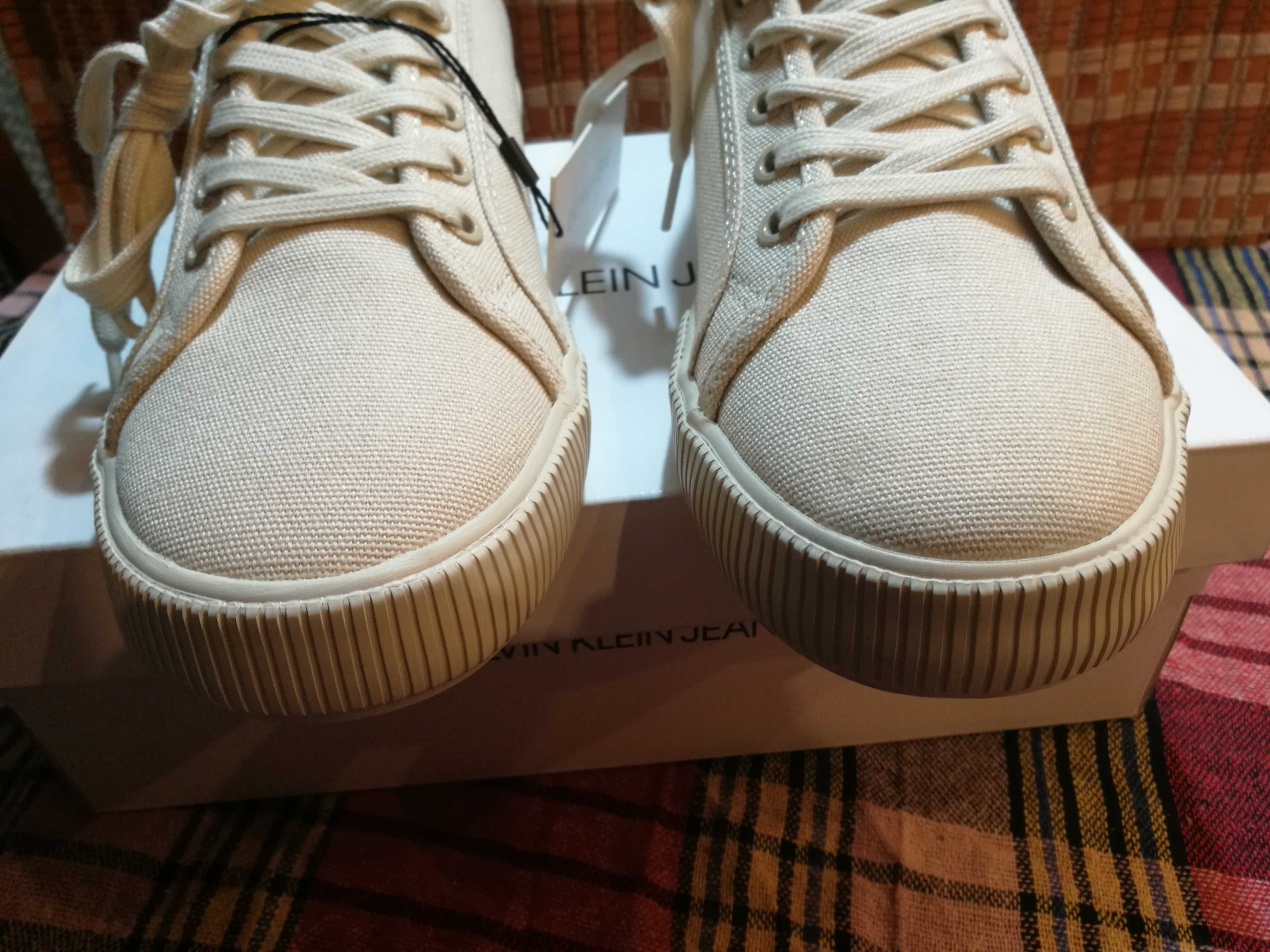 Nowe Tenisówki Calvin Klein Jeans - YM0YM00254 Muslin roz 41 - unikat