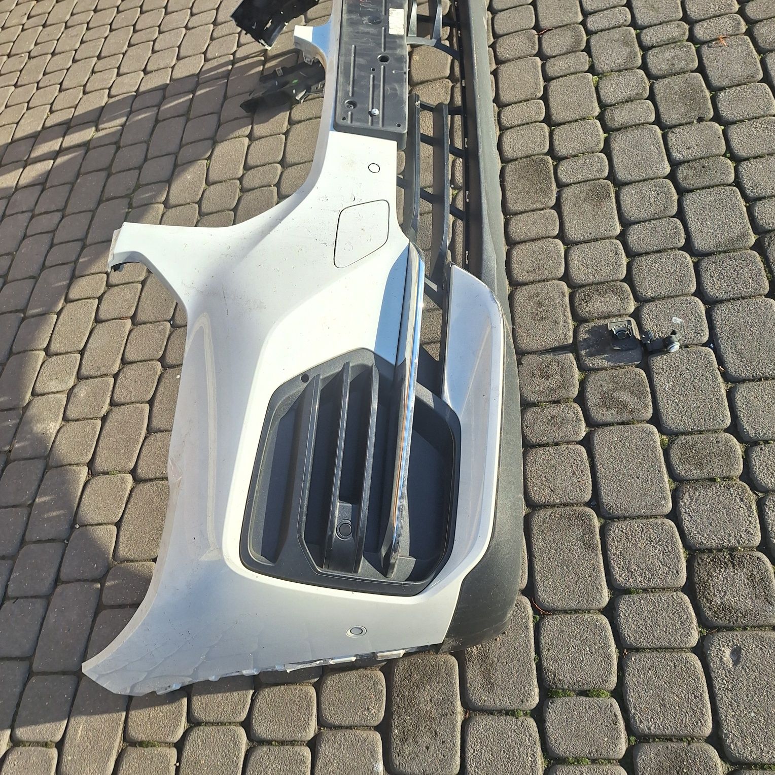 Zderzak przod x5 g05 kratka listwa uszkodzony