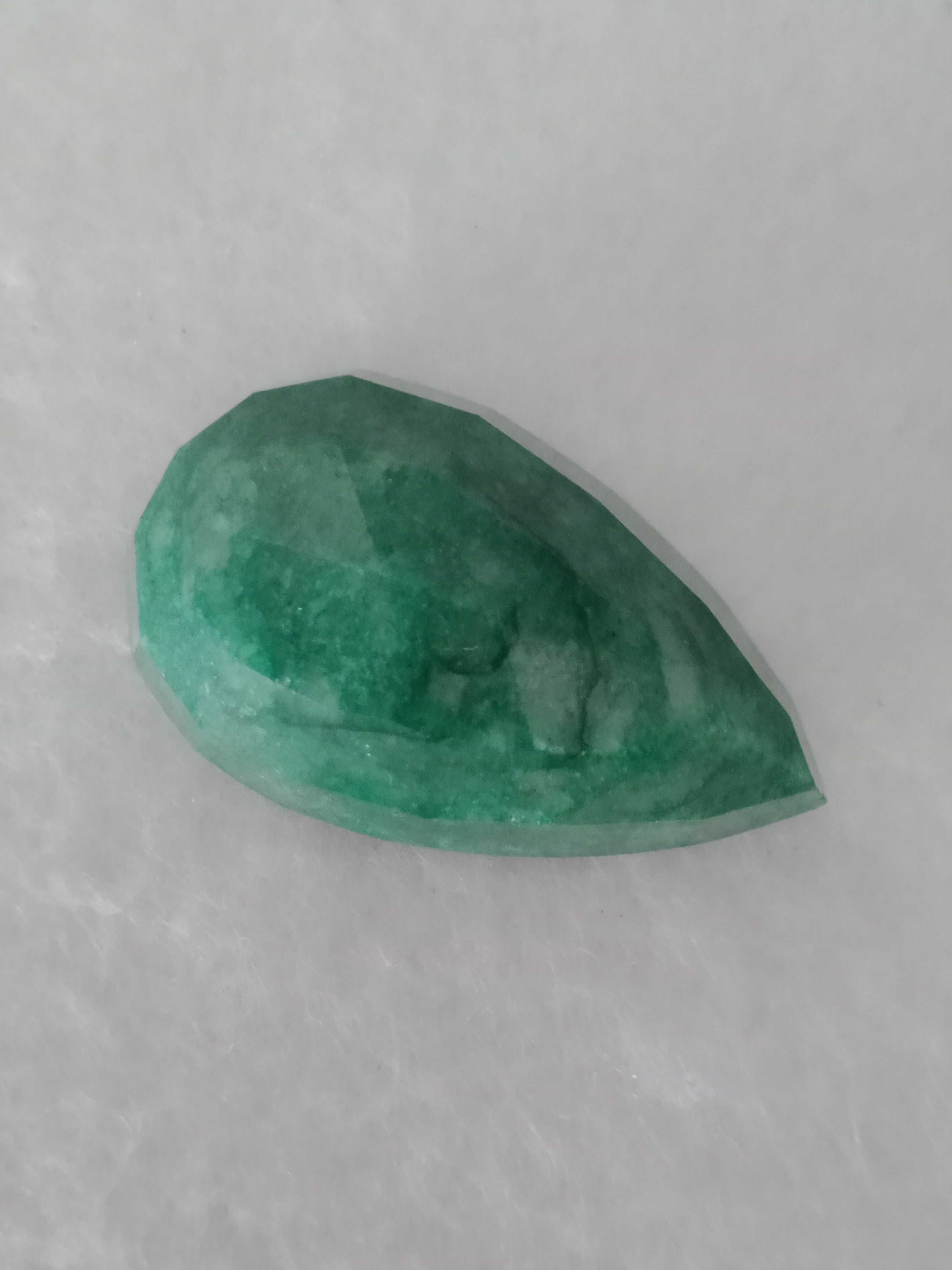 Enorme e bonita esmeralda pedra preciosa natural 123 Cts.Portes grátis