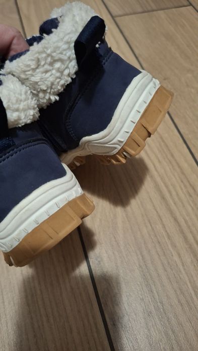 Демісезонні черевики Reserved, 26 розмір