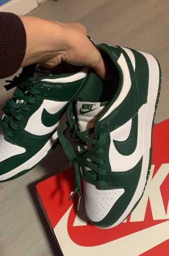 Nike Dunk Low Michigan State 44