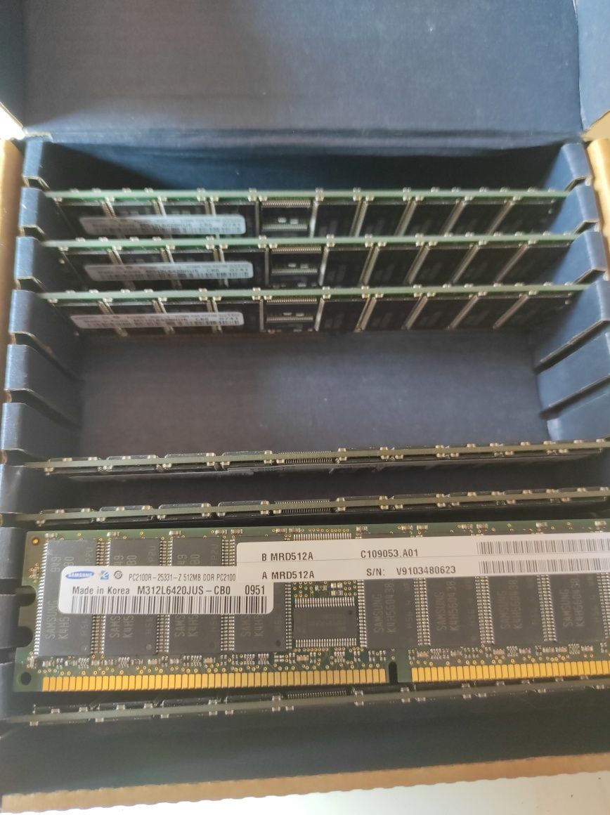 DDR Samsung 512MB pc2100 9 sztuk