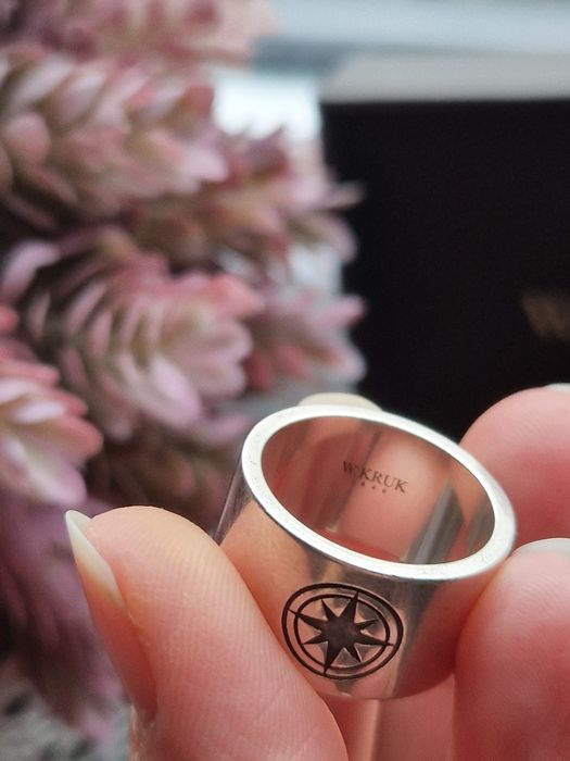 Sygnet pierscionek Freedom Wojciechowska w. Kruk srebro 925 Gwiazda