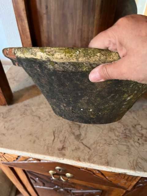 Alguidar antigo em barro