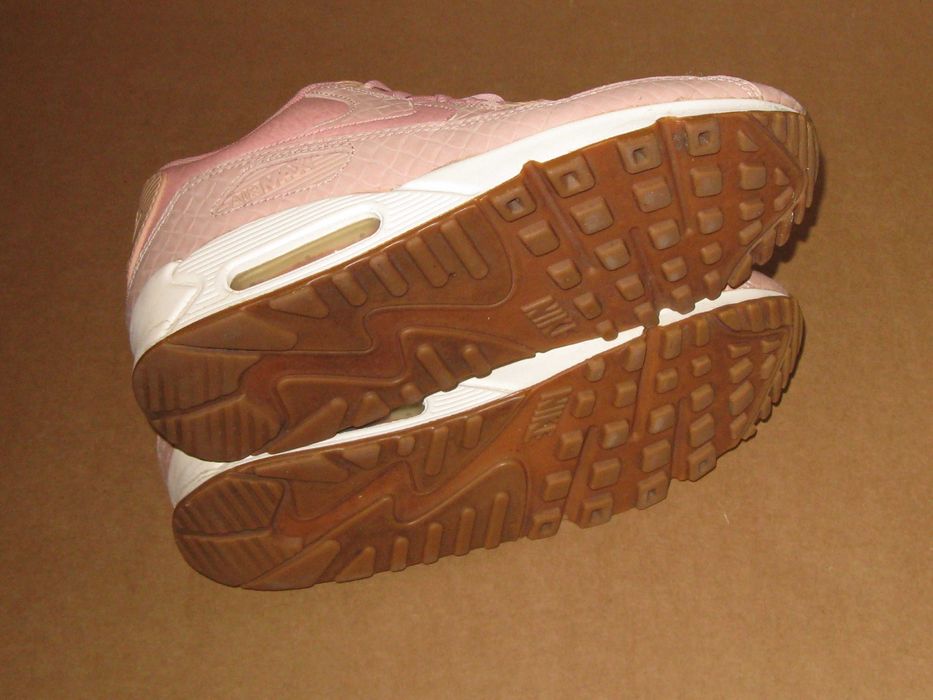 кроссовки женские Nike Air Max, 38,5р.
