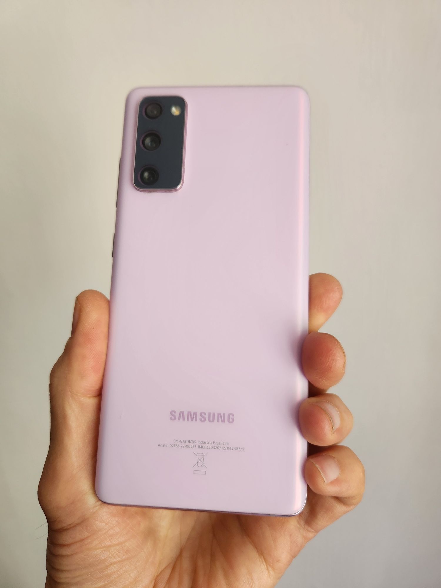 Samsung Galaxy S20 FE 5G Snapdragon идеал