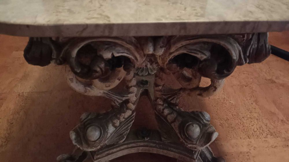 mesa de centro - talha dourada com tampo em mármore
