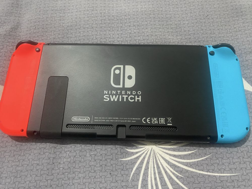 Nintendo Switch V2+безліч ігор