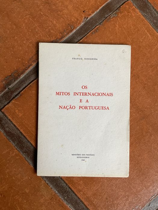 Livros raros Franco Nogueira