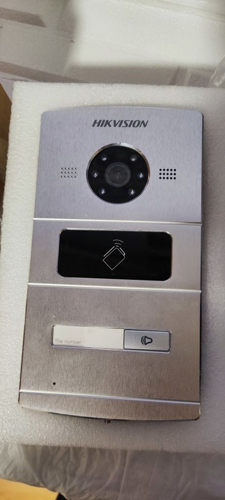 Продам домофон Hikvision
