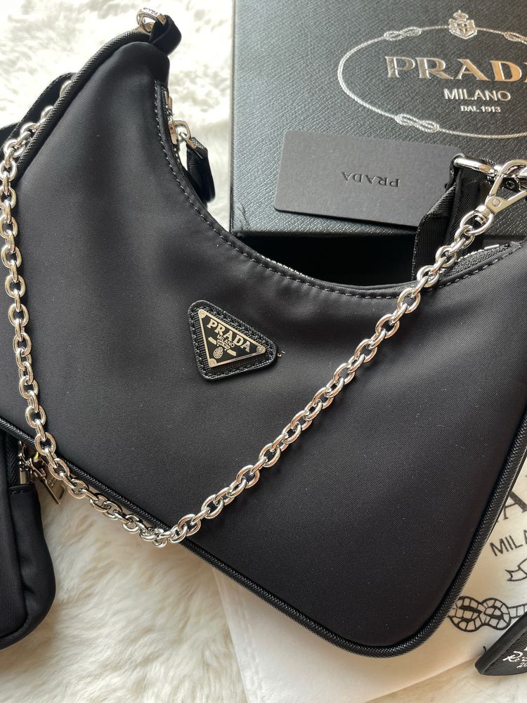 Torebka torba Prada Re-Edition 2005 Re-Nylon