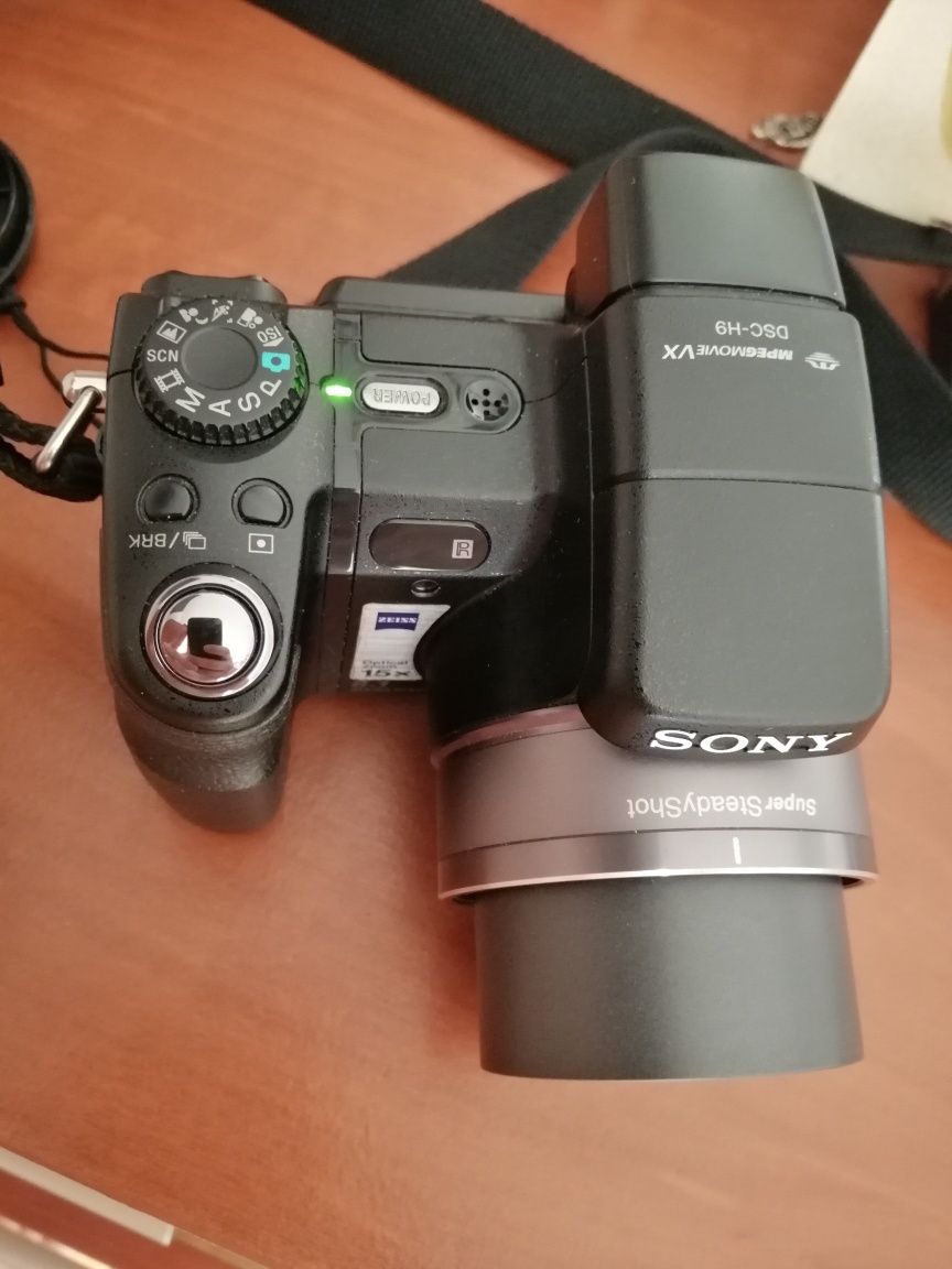 Фотоаппарат Sony DSC-H9