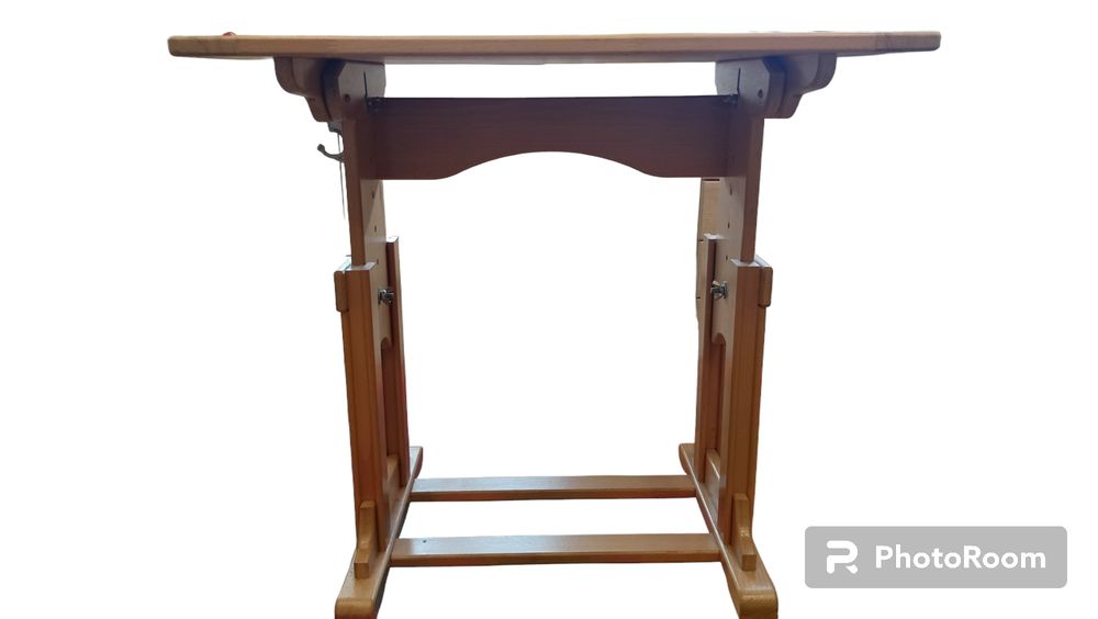 Продається дитячий столик. 280 грн доставка