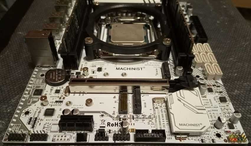 Комплект S2011 Machinist X99 Xeon Е5-2640 V4 10 ядер DDR4 ЕСС 32 GB