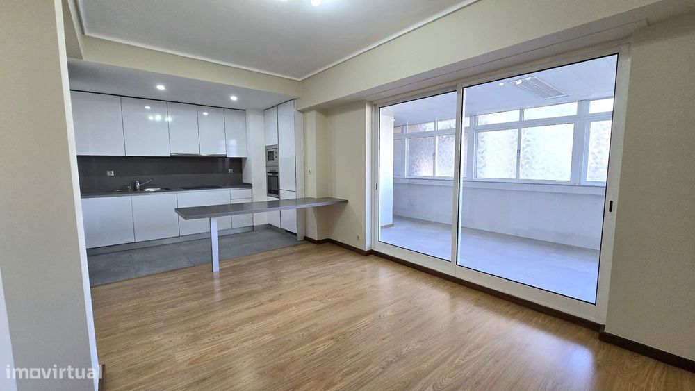 Apartamento T2+1 Centro de Espinho