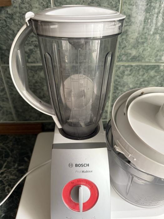 BOSCH Кухоний комбайн-блендер MCM5529 (кубіки)