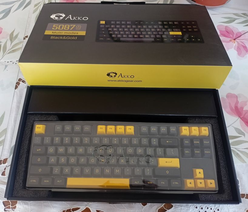 Klawiatura mechaniczna Akko 5087b plus RGB jak nowa