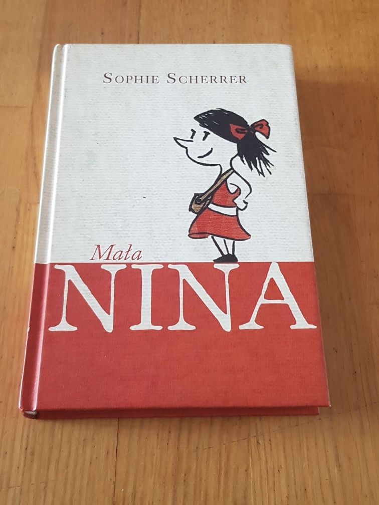 Książka "Mała Nina" - Sophie Scherrer