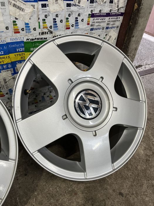Литі диски r15 5/100 6j et38 vw bora golf4 poli skoda tour fabia