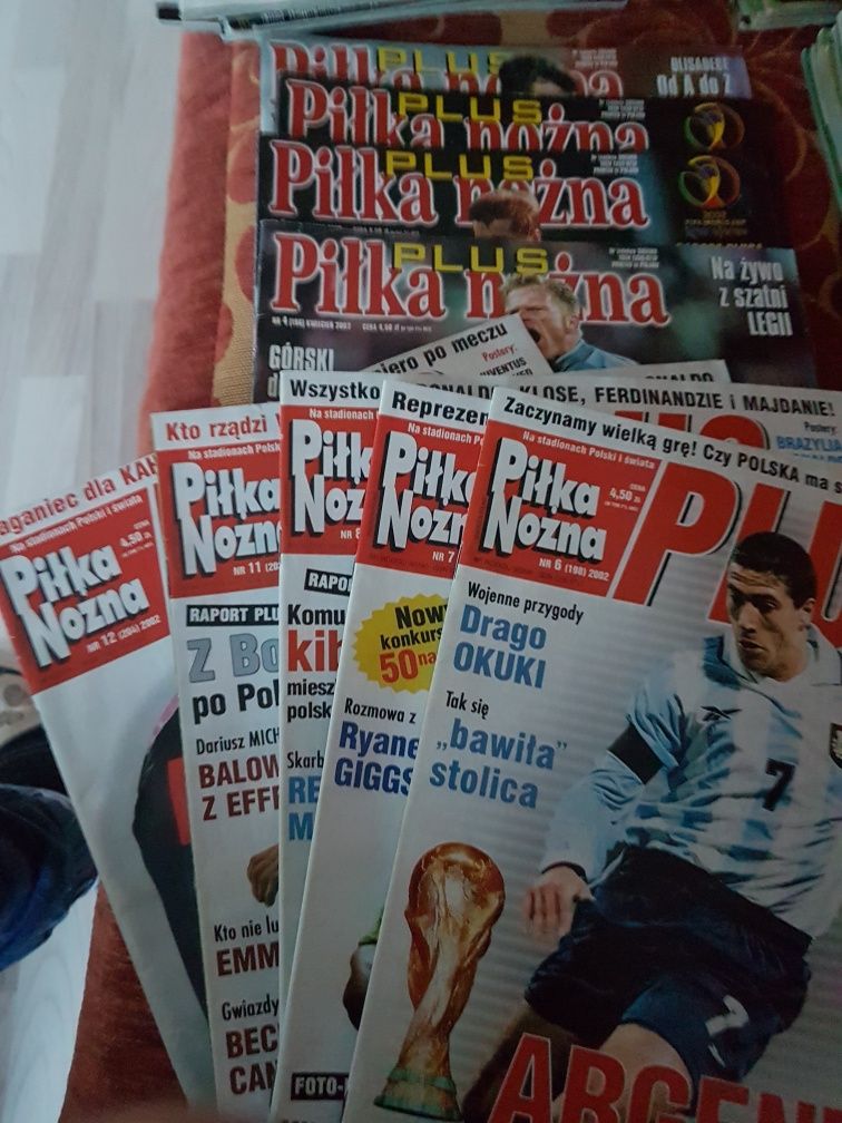 Miesięcznik Piłka Nożna Plus rok 2002